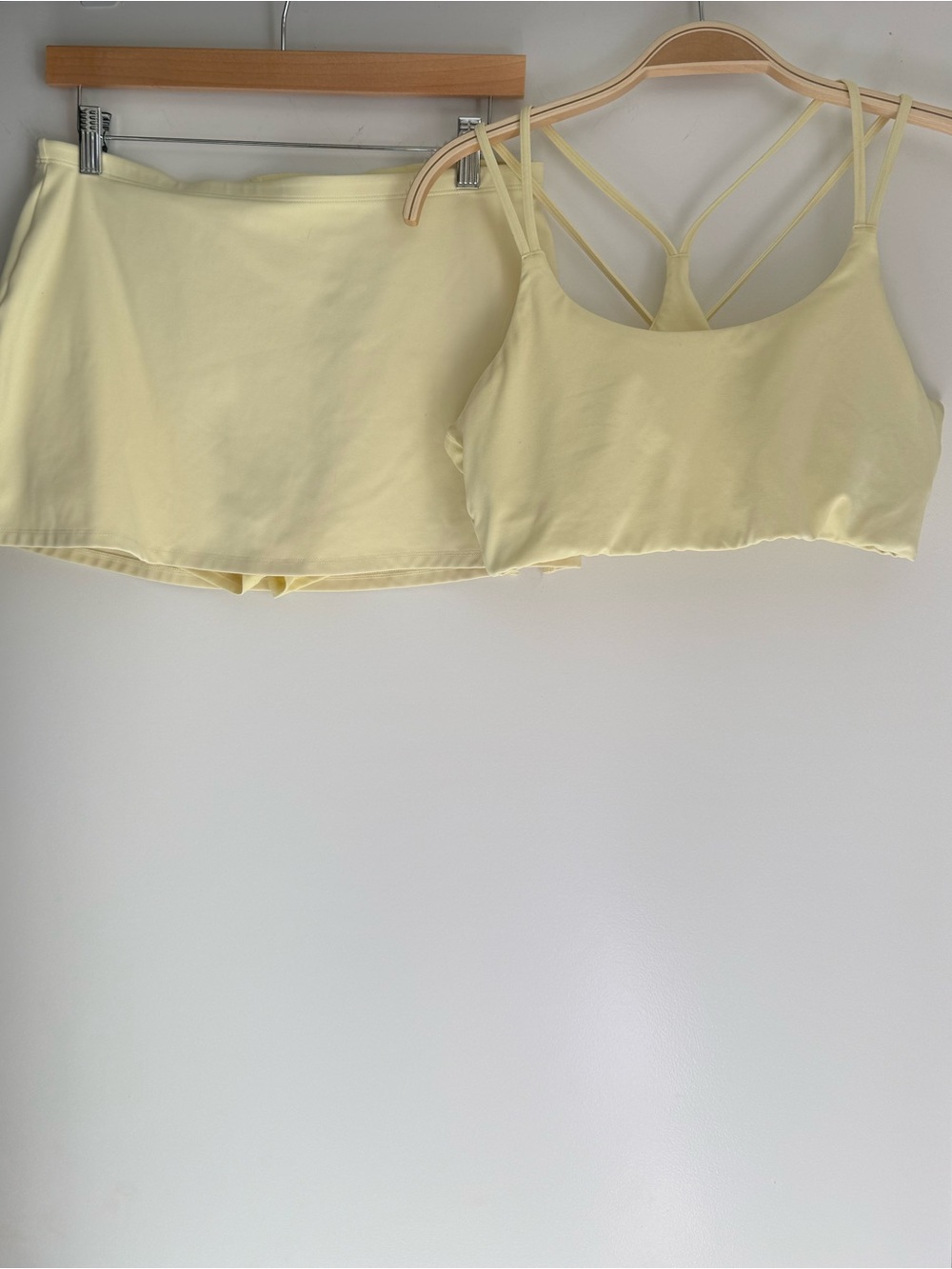 Fabletics Butter Yellow Strappy Bralette and Mini Skort Set - Picture 2 of 4